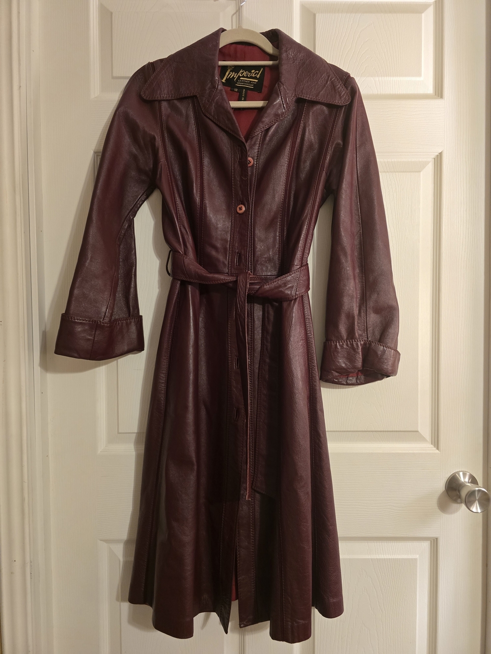 Wm's Imperial  Vintage Burgundy Leather Trench Coat. Size 12